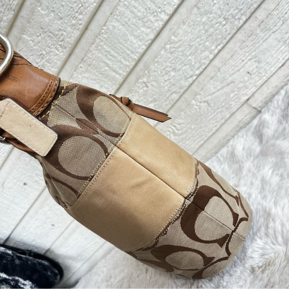 COACH Khaki Signature Stripe Bleecker Bucket Bag Shoulder Bag Crossbody 13362 - Picture 3 of 9
